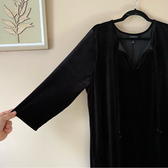 Lane Bryant• black velvet vneckline midi length dress 3/4 sleeve size 20 - Picture 9 of 13